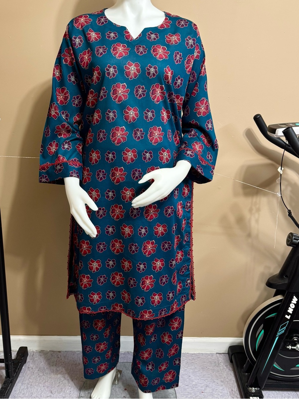 Pakistani lawn 2pc dress /cordset